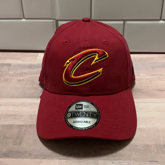 NEW ERA CLEVELAND CAVALIERS CORE CLASSIC 9TWENTY ADJUSTABLE HAT - MAROON - Picture 5 of 8